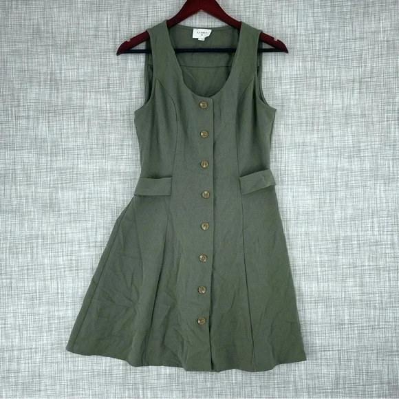 Everly Dresses & Skirts - Everly Womens Size 2 fit flare button down green dress 2846